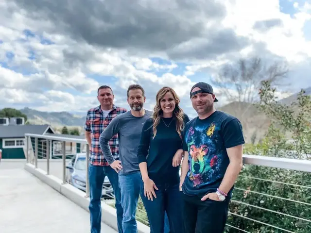 Live Music: The Rivals Band