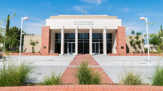 Siren Songs : Fall Choral Concert